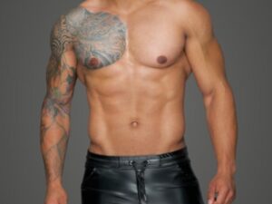 Powerwetlook shorts in comfortable length Talla L